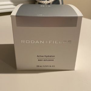 Rodan and fields active hydration body replenish brand new factory sealed